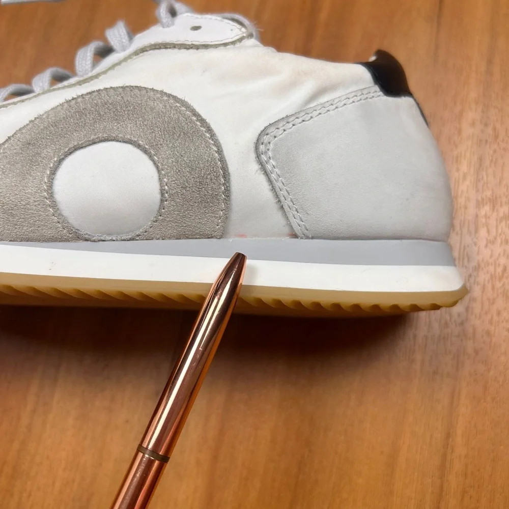 Oliver Cabell‎ White Sneakers Women Size 42 Gray Accent Casual Shoes